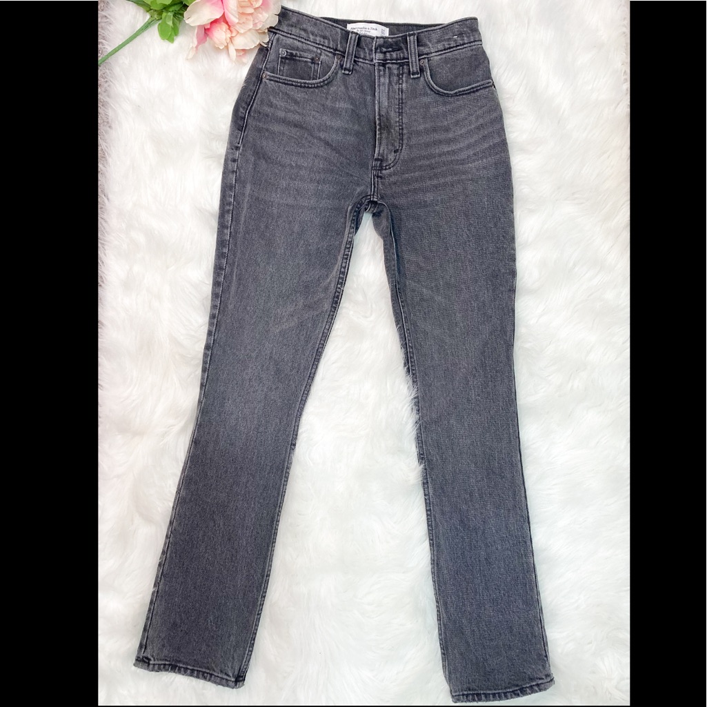 Brand New 90s Abercrombie Jeans Never Been Worn Size 24s 00 Short One Pair Only